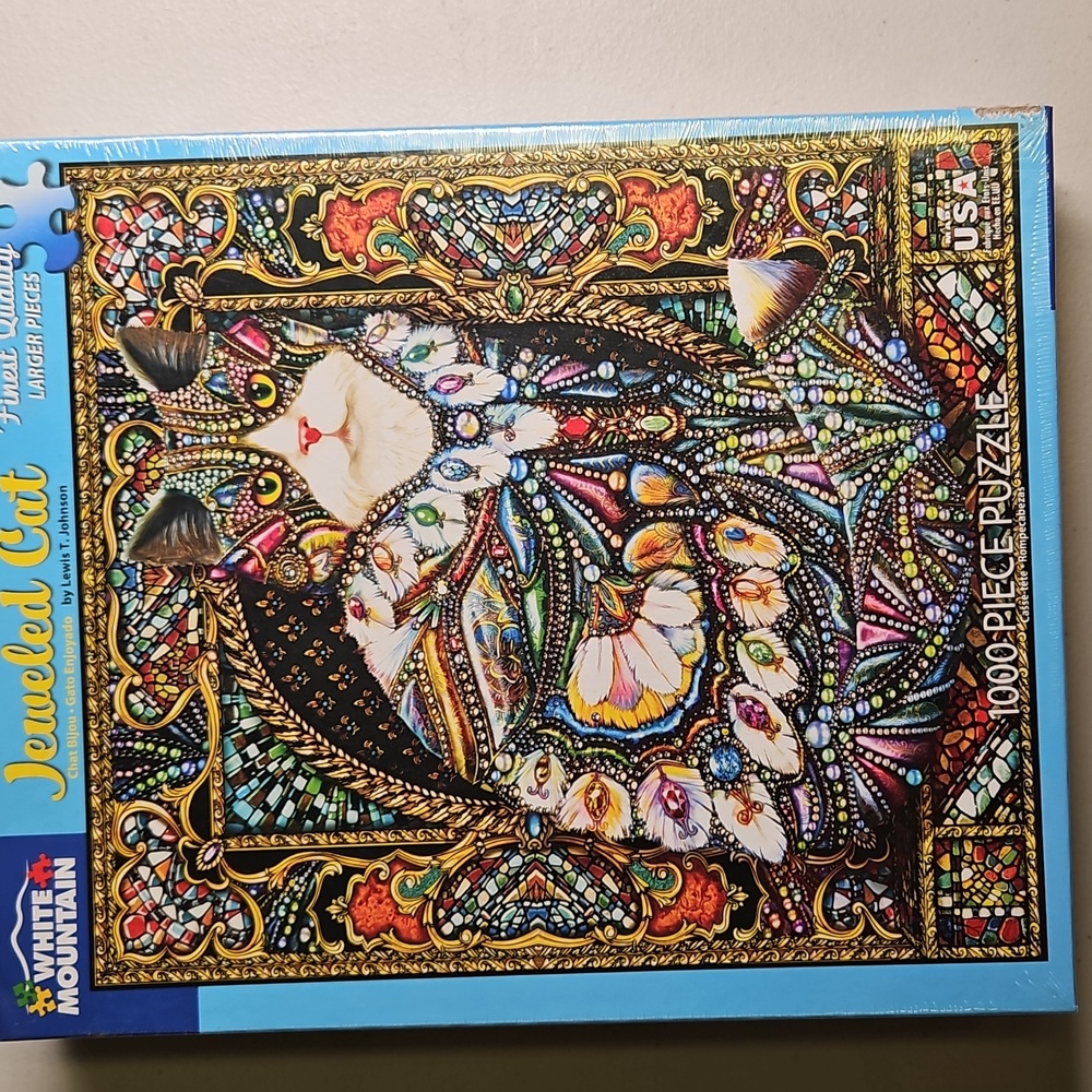 NEW White Mountain Puzzle Jeweled Cat 1000 piece Cat Puzzle